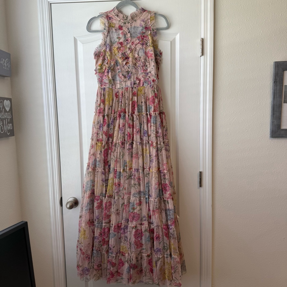 NEW Women's Sundance Jenny Dress Size M Sand Floral Maxi
